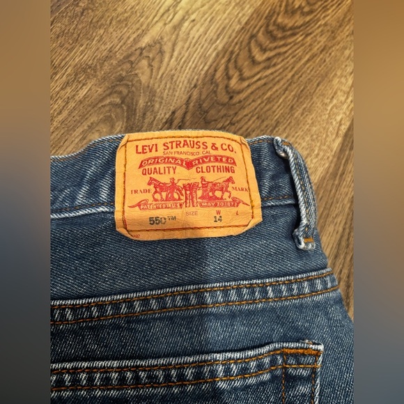 Levi's Women's Blue Jean Shorts size 14 jorts denim school classic basic 550 - Picture 10 of 12